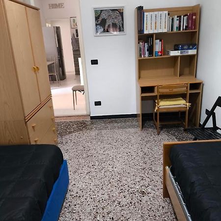 Appartamento In Centro Genua Buitenkant foto